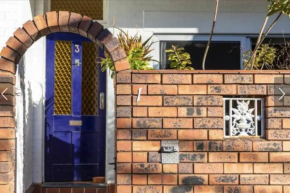 Charming Front Retreat Sydney